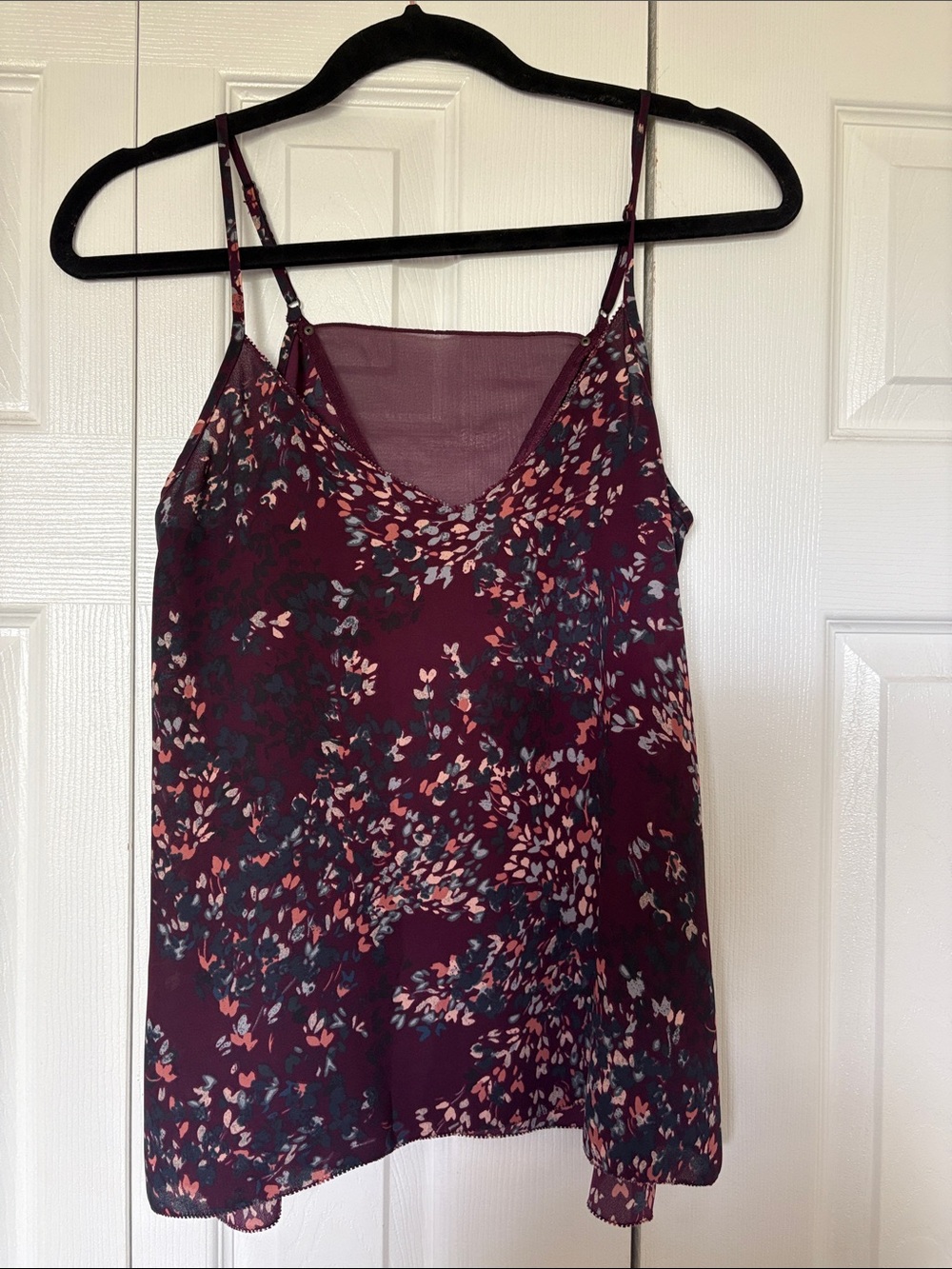 Floral V-Neck Cami in Burgundy
